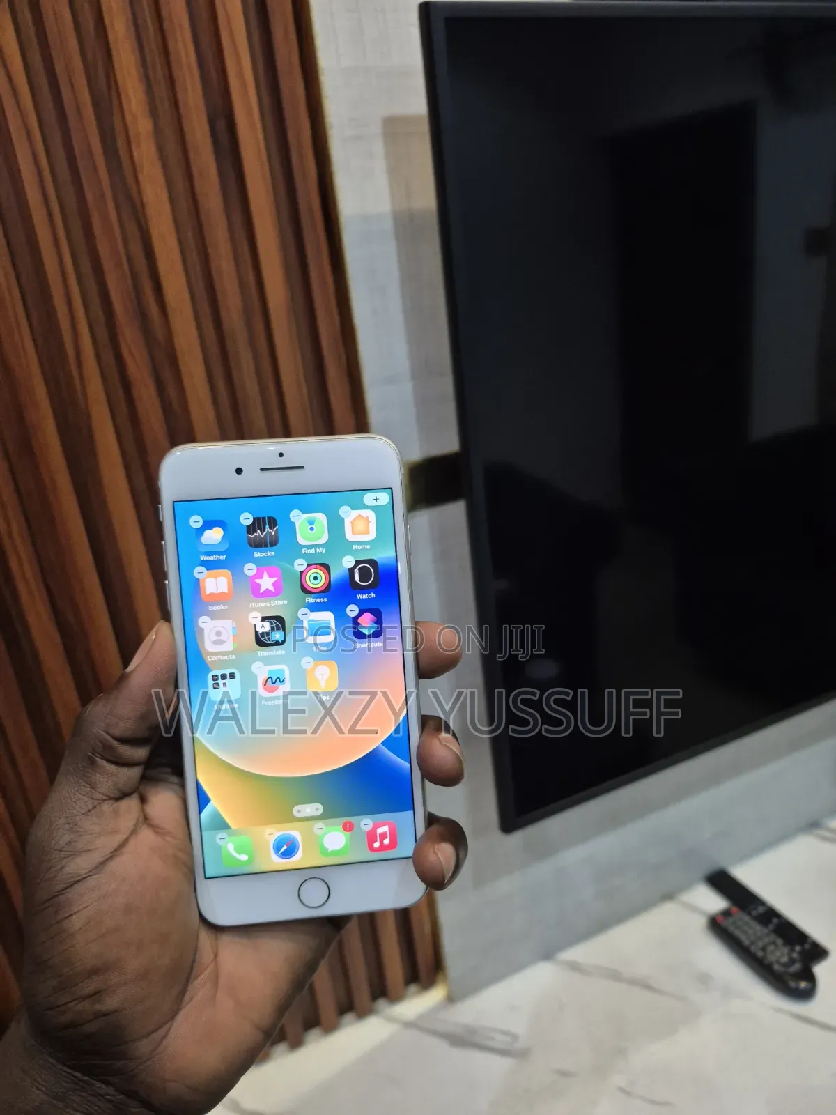 Apple iPhone 8 Plus 64 GB White
