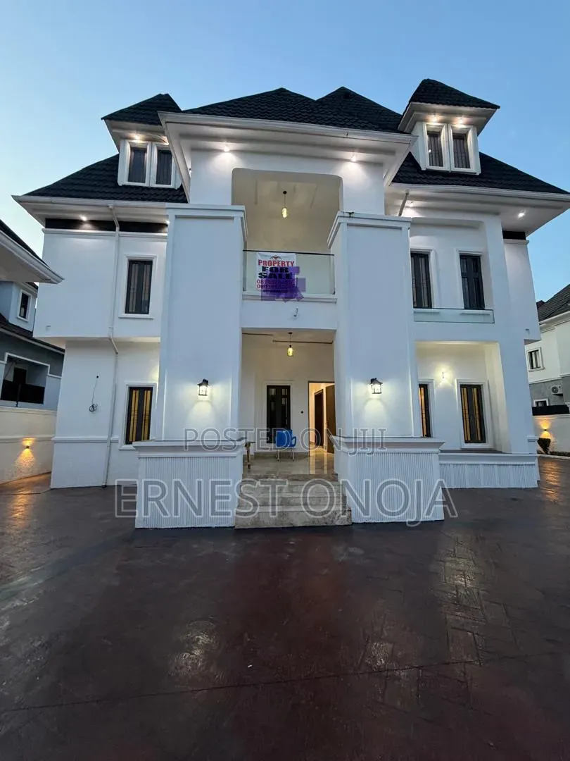 7bdrm Mansion in Gwarinpa Extension for sale