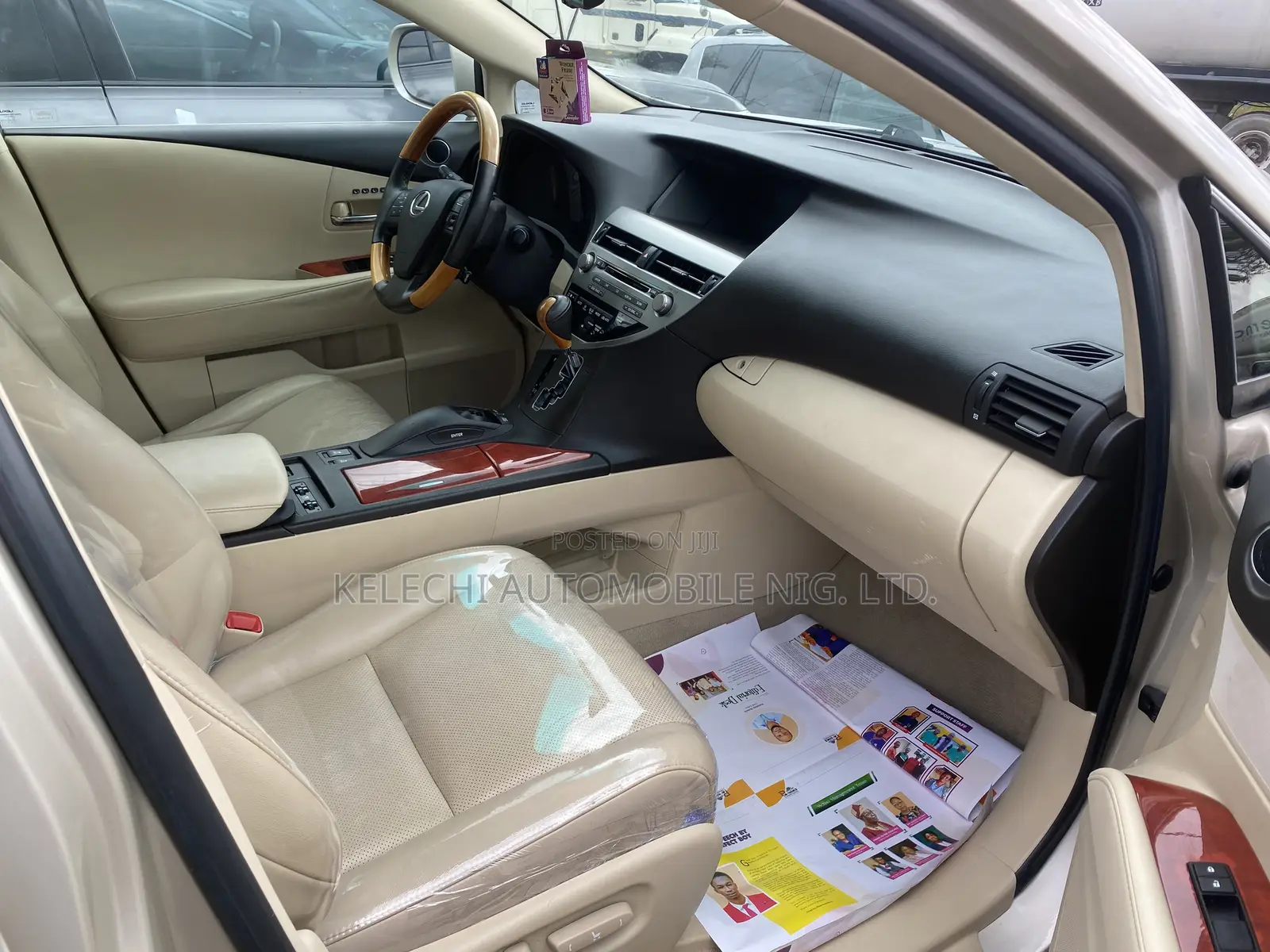 Lexus RX 350 FWD 2012 Gold