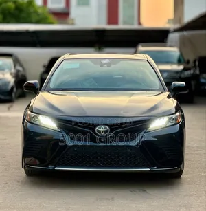 Toyota Camry 2019 Black
