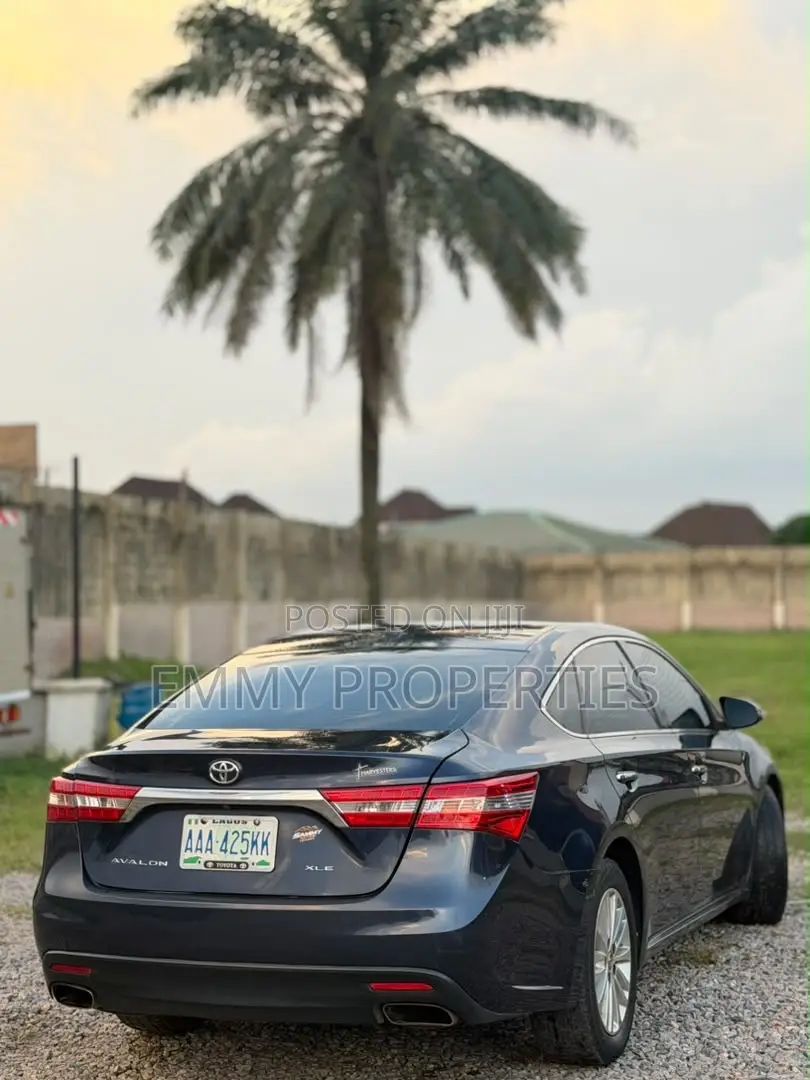 Toyota Avalon XLE Premium 4dr Sedan (3.5L 6cyl 6A) 2015 Black