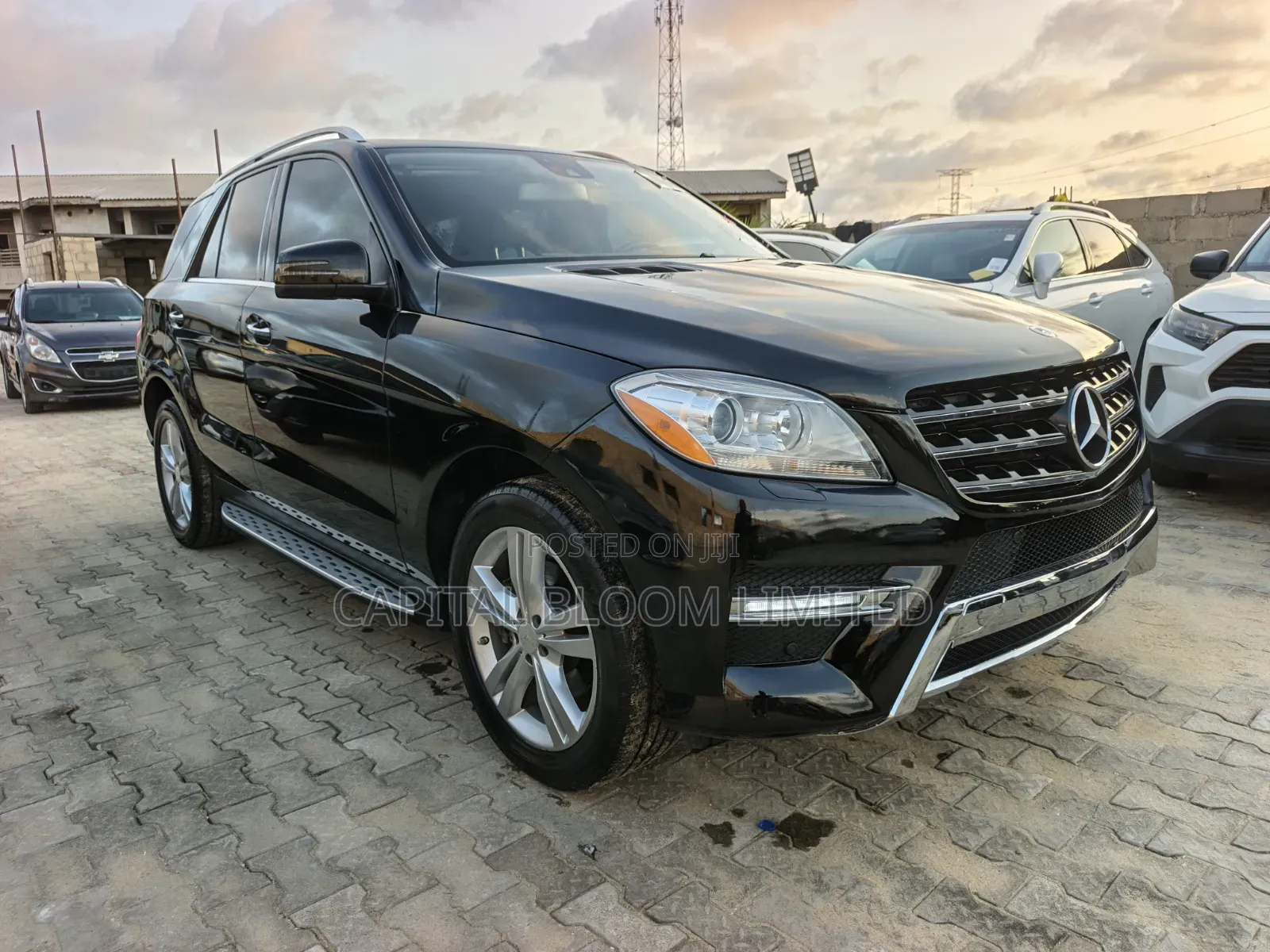 Mercedes-Benz M Class ML350 4MATIC 4dr SUV AWD (3.5L 6cyl 7A) 2014