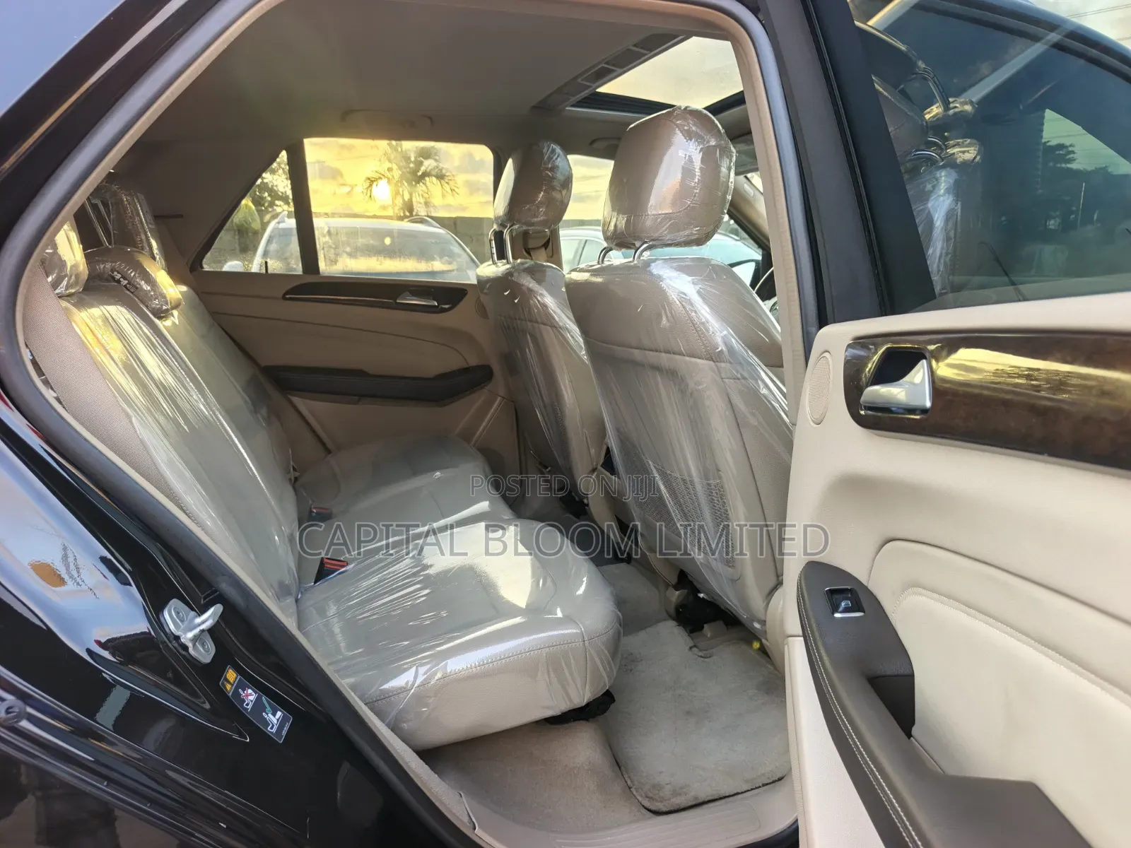 Mercedes-Benz M Class ML350 4MATIC 4dr SUV AWD (3.5L 6cyl 7A) 2014