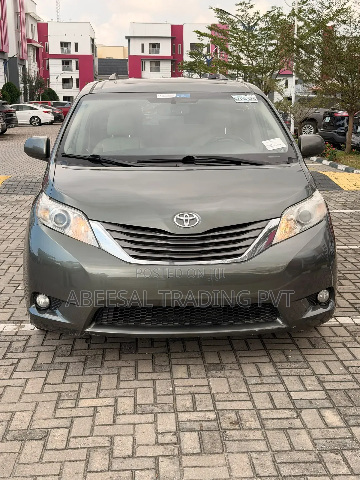 Toyota Sienna Limited AWD 7-Passenger 2013 Green