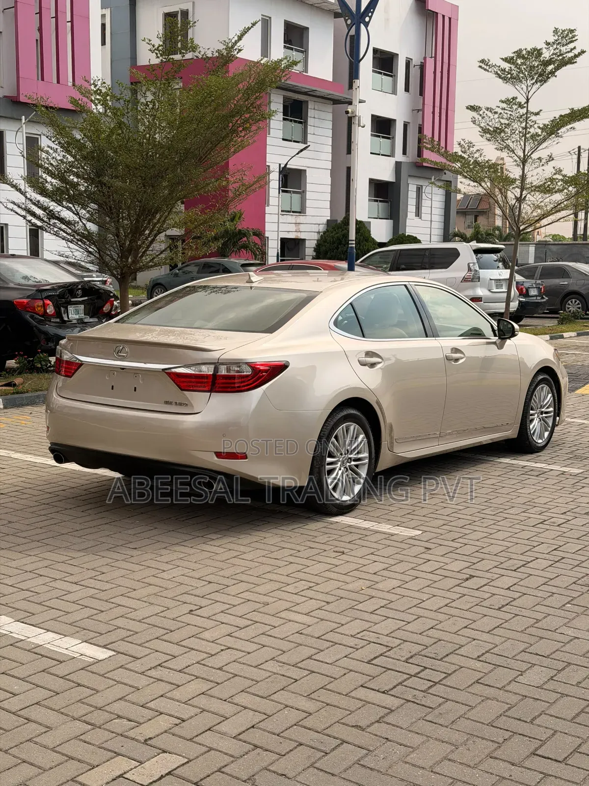 Lexus ES 350 FWD 2013 Gold