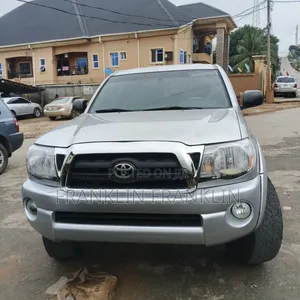 Toyota Camry 2022 Silver