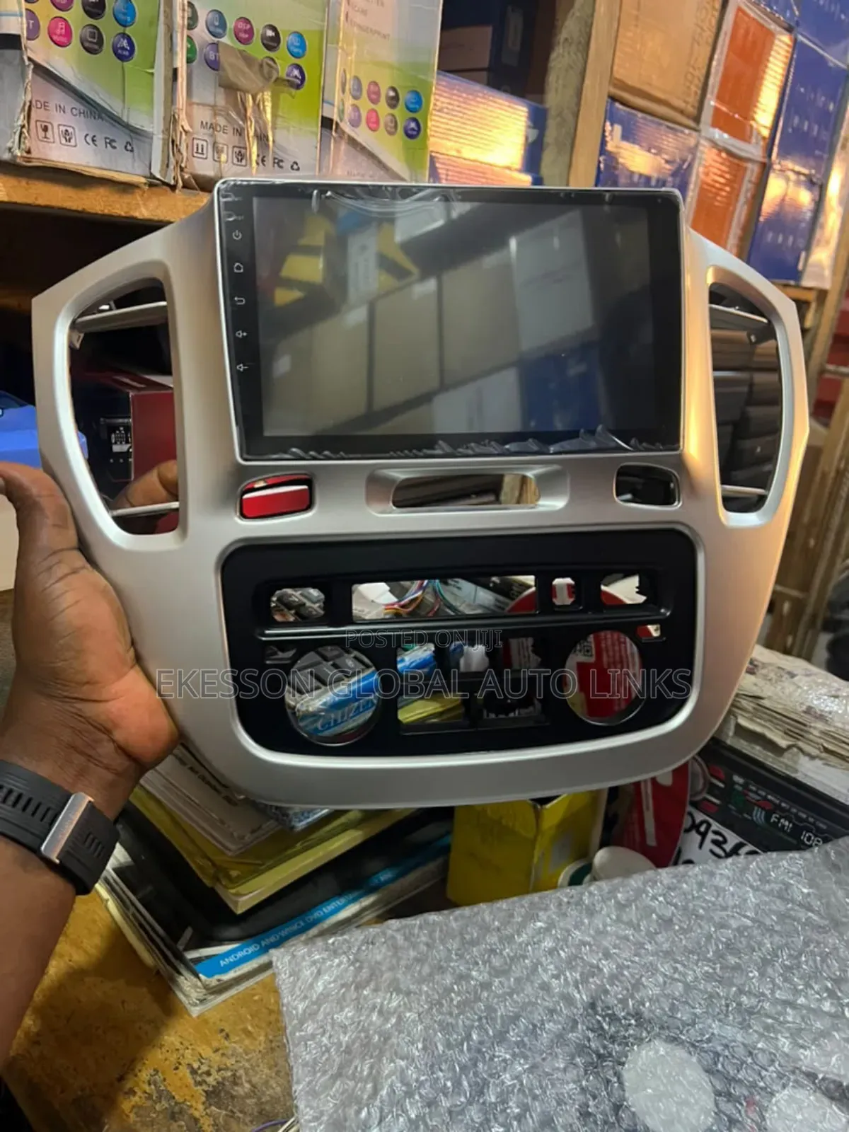 Android Screen for Highlander 2005 Model With Reverse Camera
