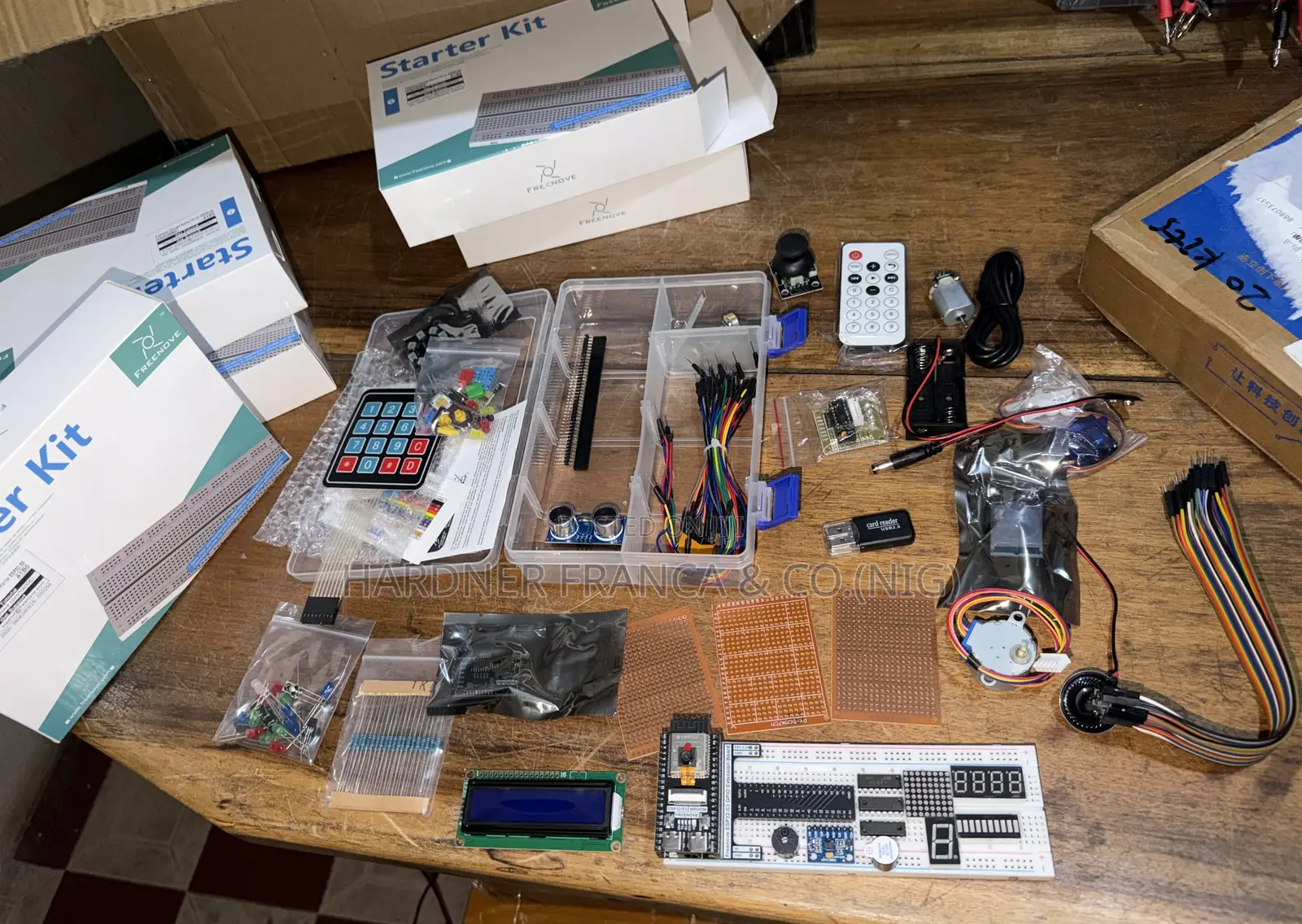 FREENOVE Ultimate Starter Kit for ESP32