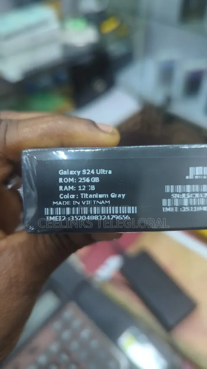 New Samsung Galaxy S24 Ultra 512 GB Gold