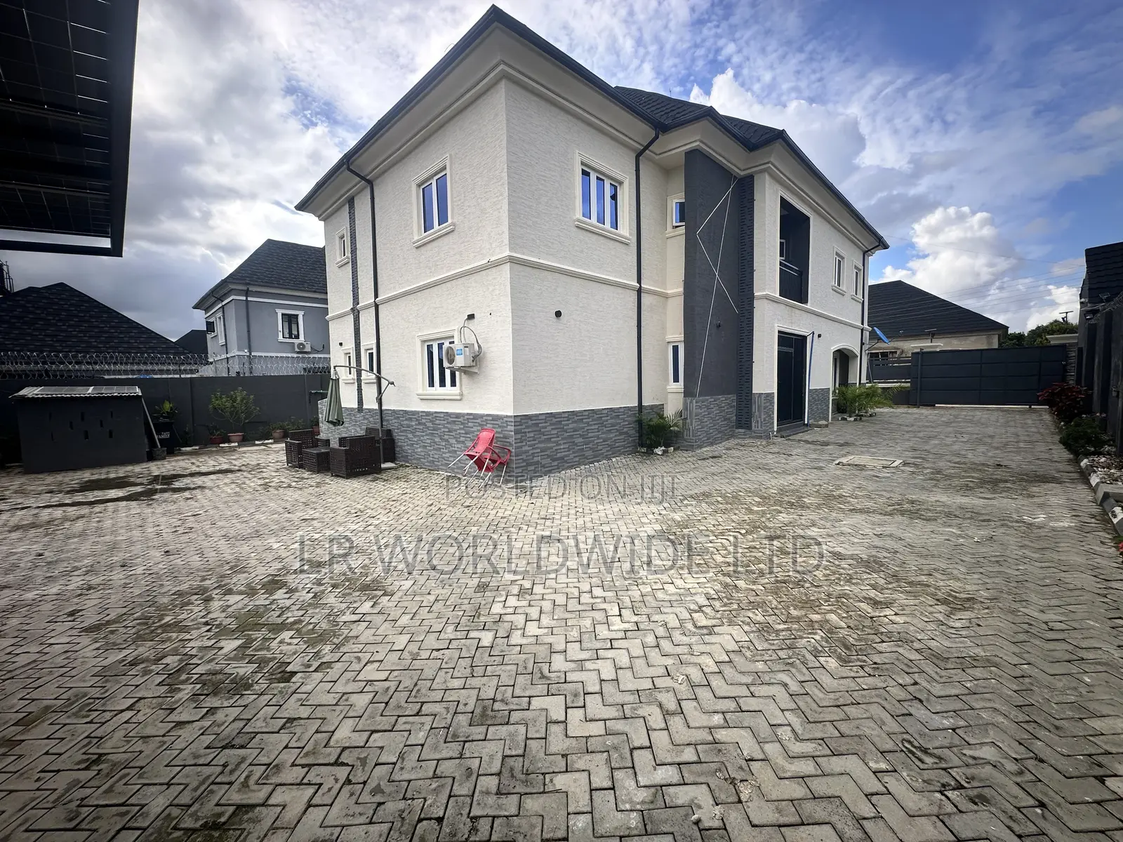 Furnished 5bdrm Duplex in Lugbe District for sale