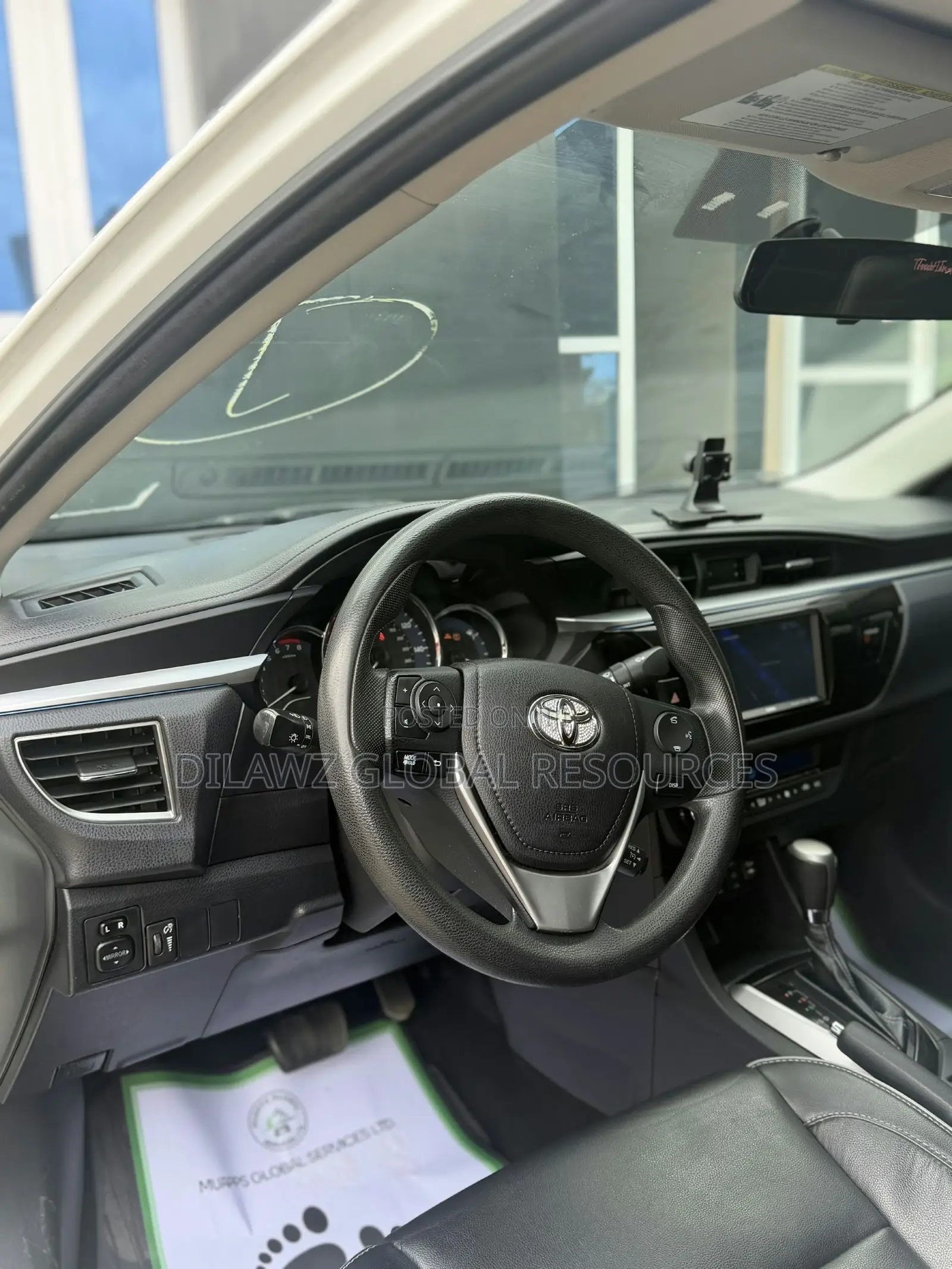 Toyota Corolla S 4dr Sedan (1.8L 4cyl CVT) 2015 White
