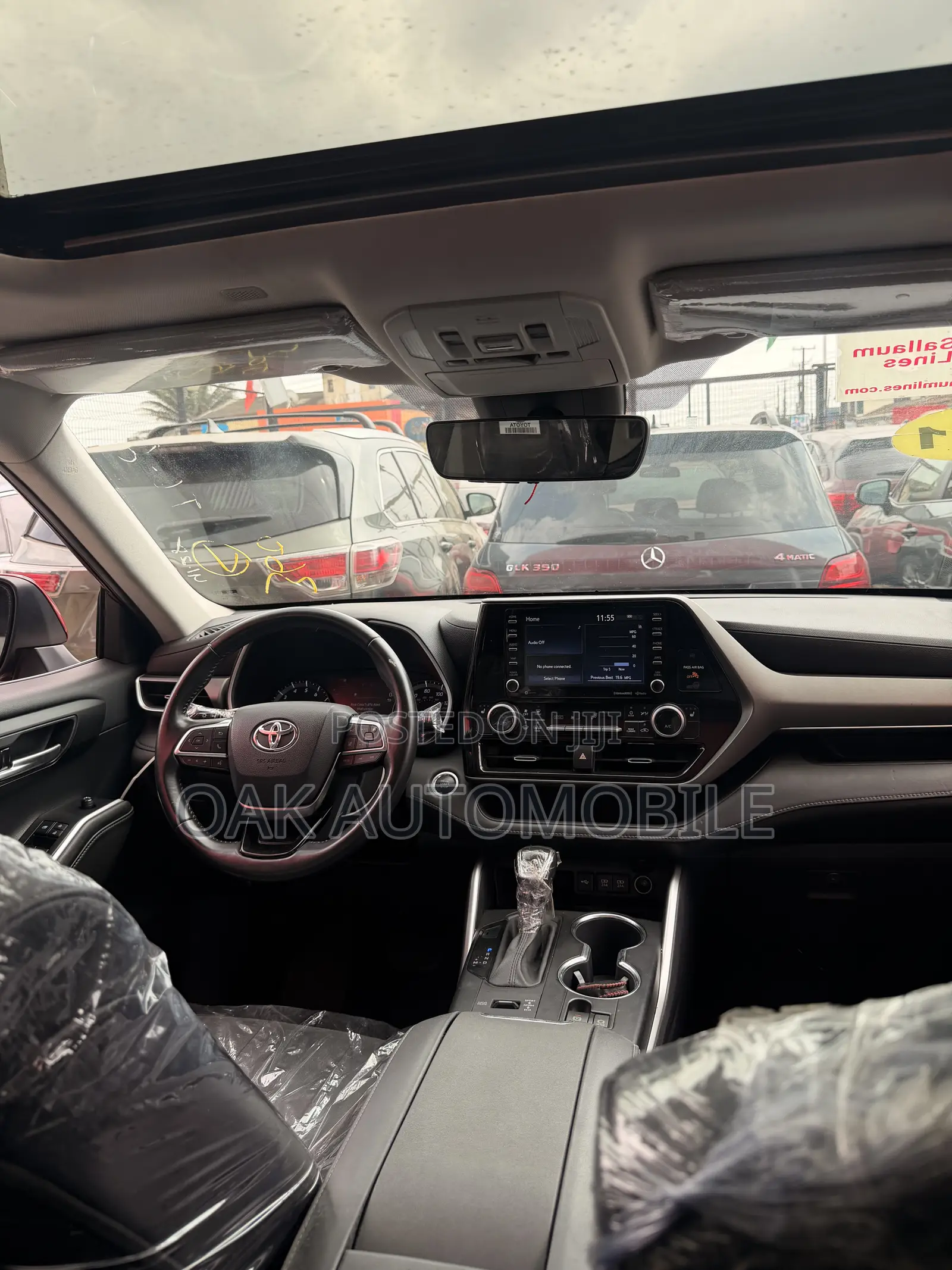Toyota Highlander XLE 2021 Burgundy