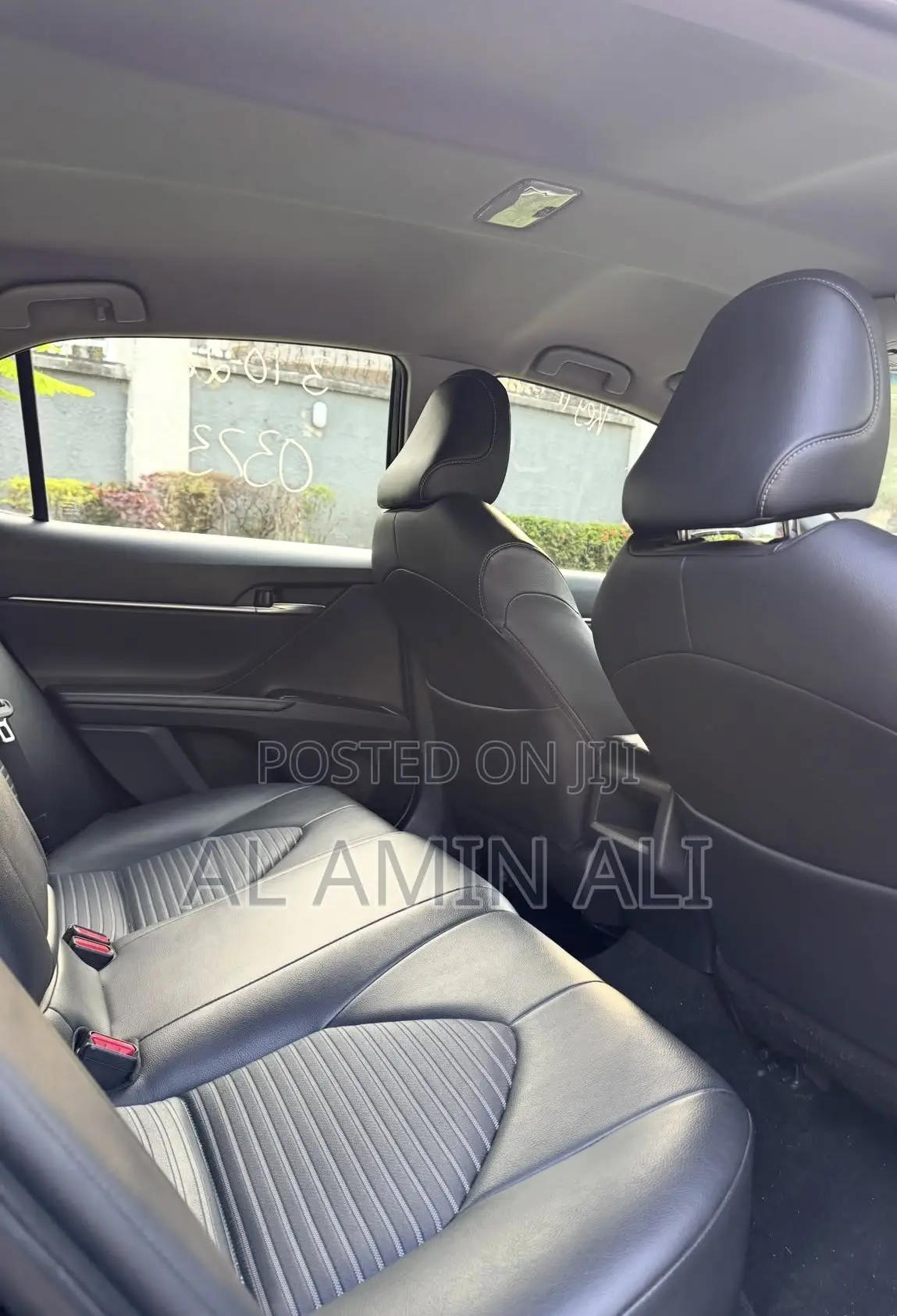 Toyota Camry SE FWD (2.5L 4cyl 8AM) 2018 Black