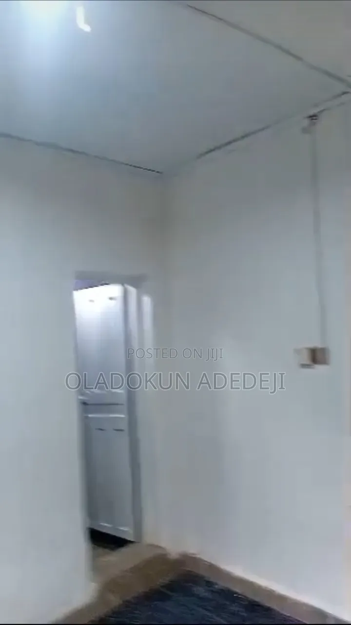 Furnished Mini Flat in Goodlock Ogudu for rent