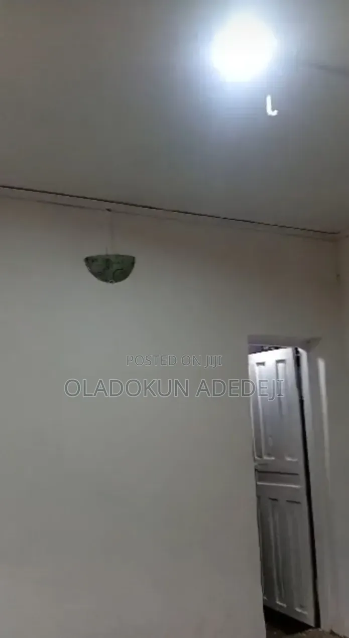 Furnished Mini Flat in Goodlock Ogudu for rent