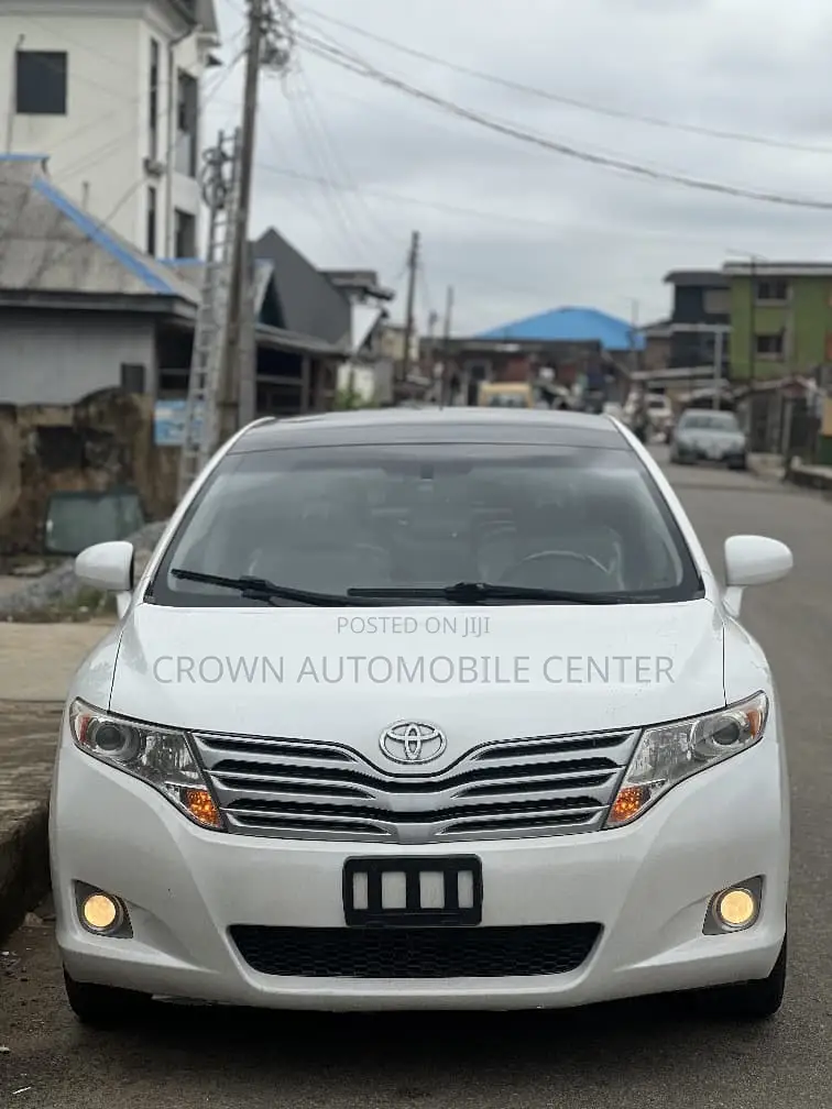 Toyota Venza V6 AWD 2010 White