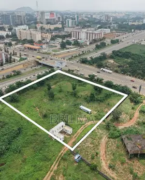 9200 SQM Commercial Land Is Central Area for Sale