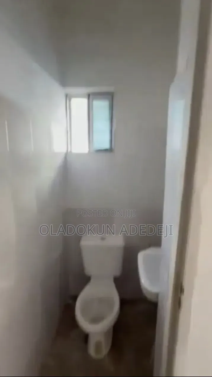Furnished 2bdrm Block of Flats in Sholuyi, Soluyi for rent