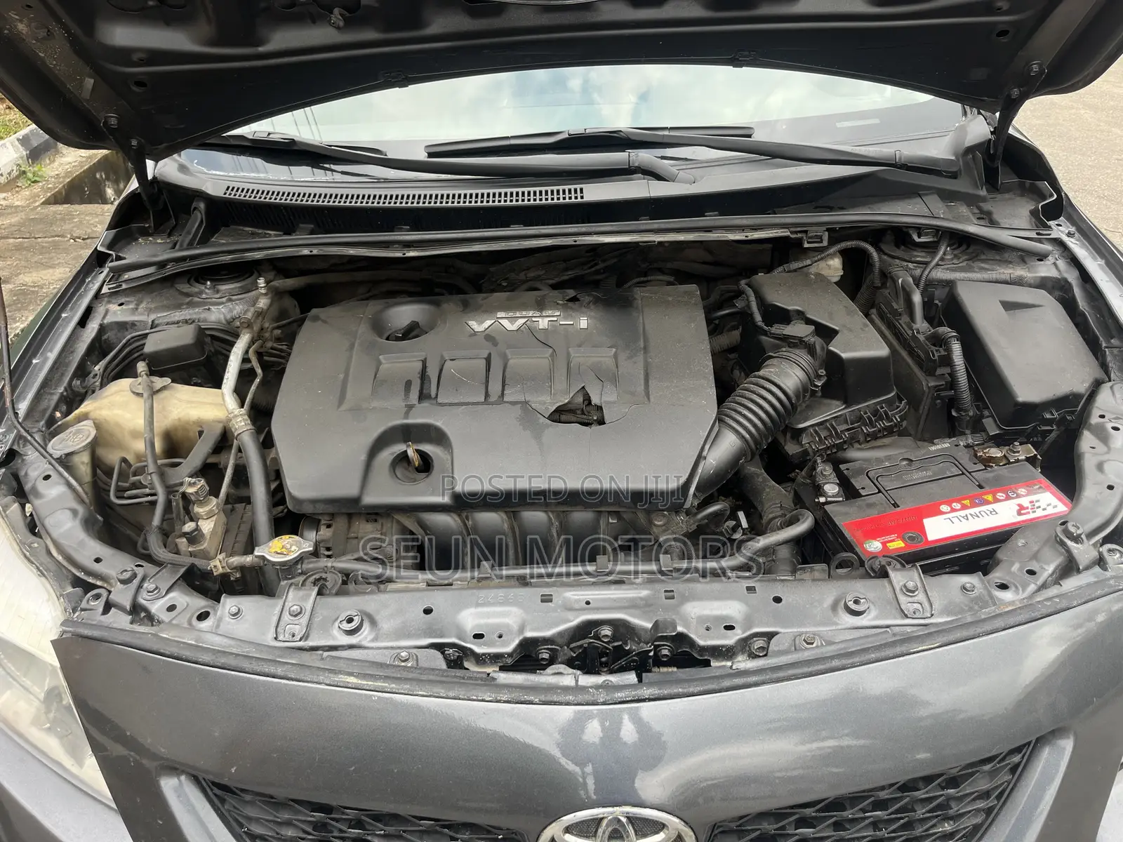 Toyota Corolla 2010 Gray
