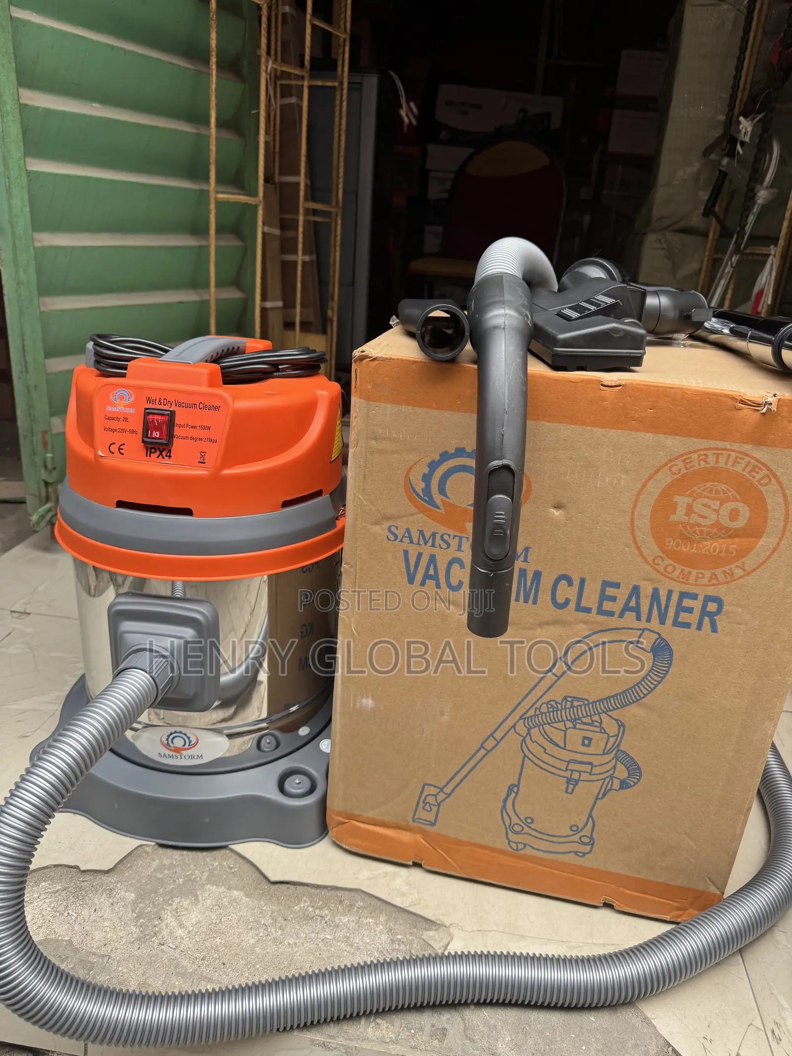 30L Wet and Dry Vacuum Cleaner – Stainless Steel Tank