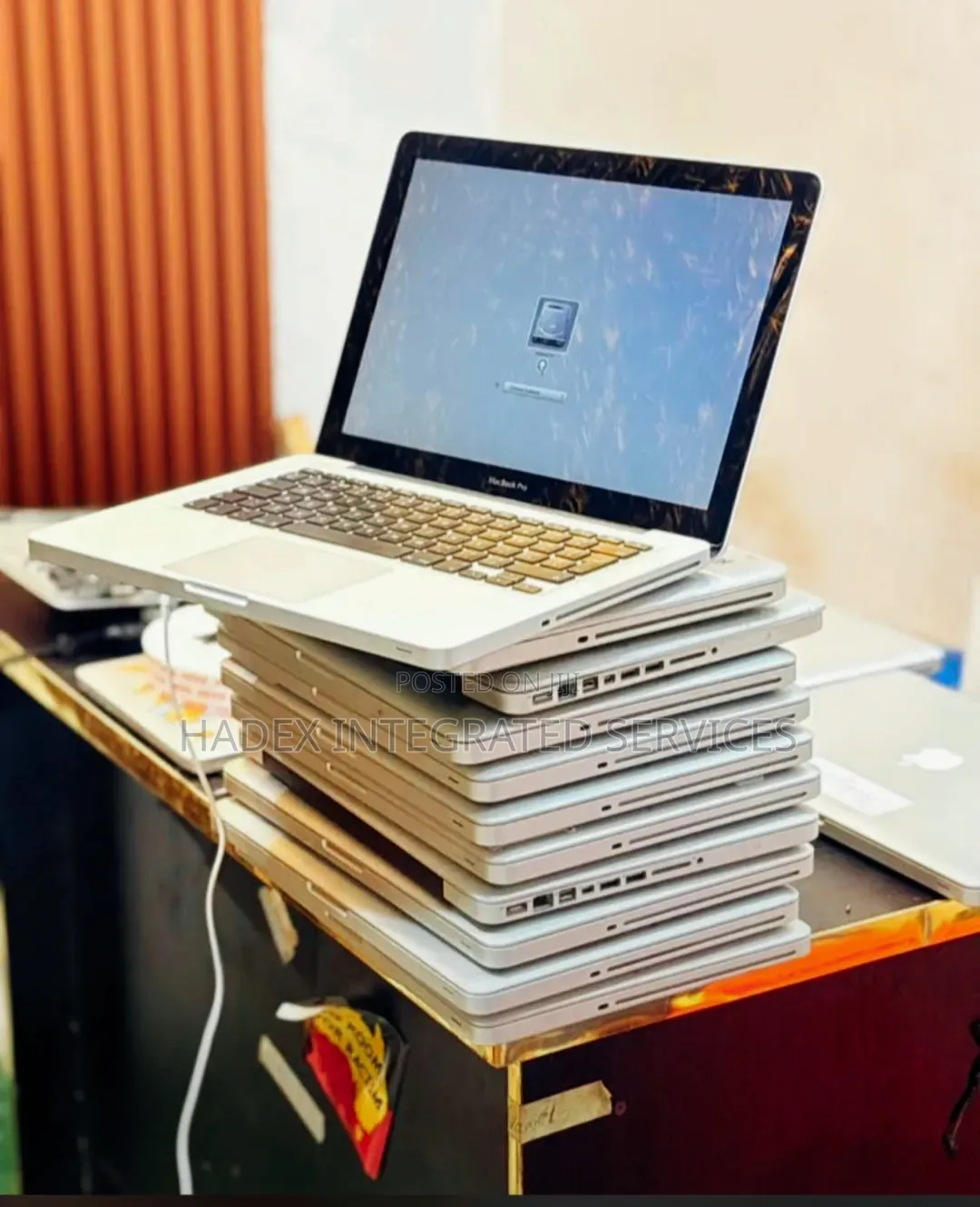 Laptop Apple MacBook Pro 8GB Intel Core i5 HDD 500GB