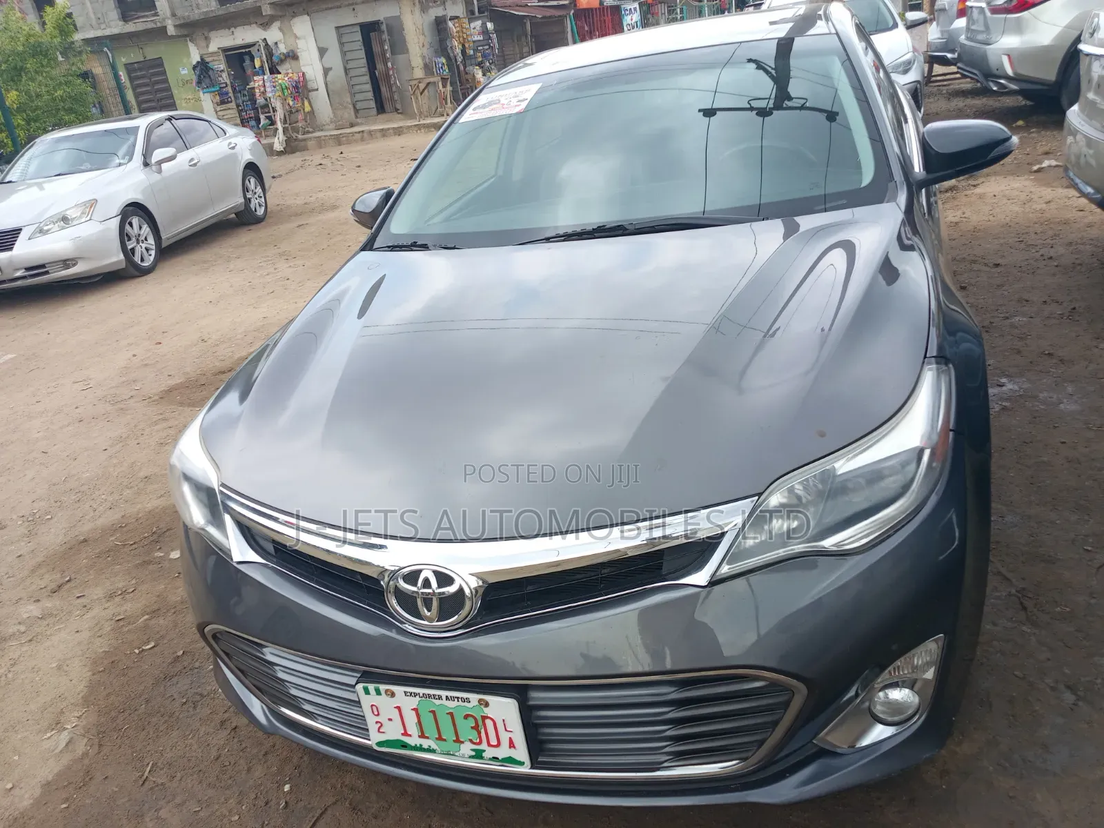 Toyota Avalon XLE Sedar FWD (3.5L 6cyl 6A) 2013 Burgundy