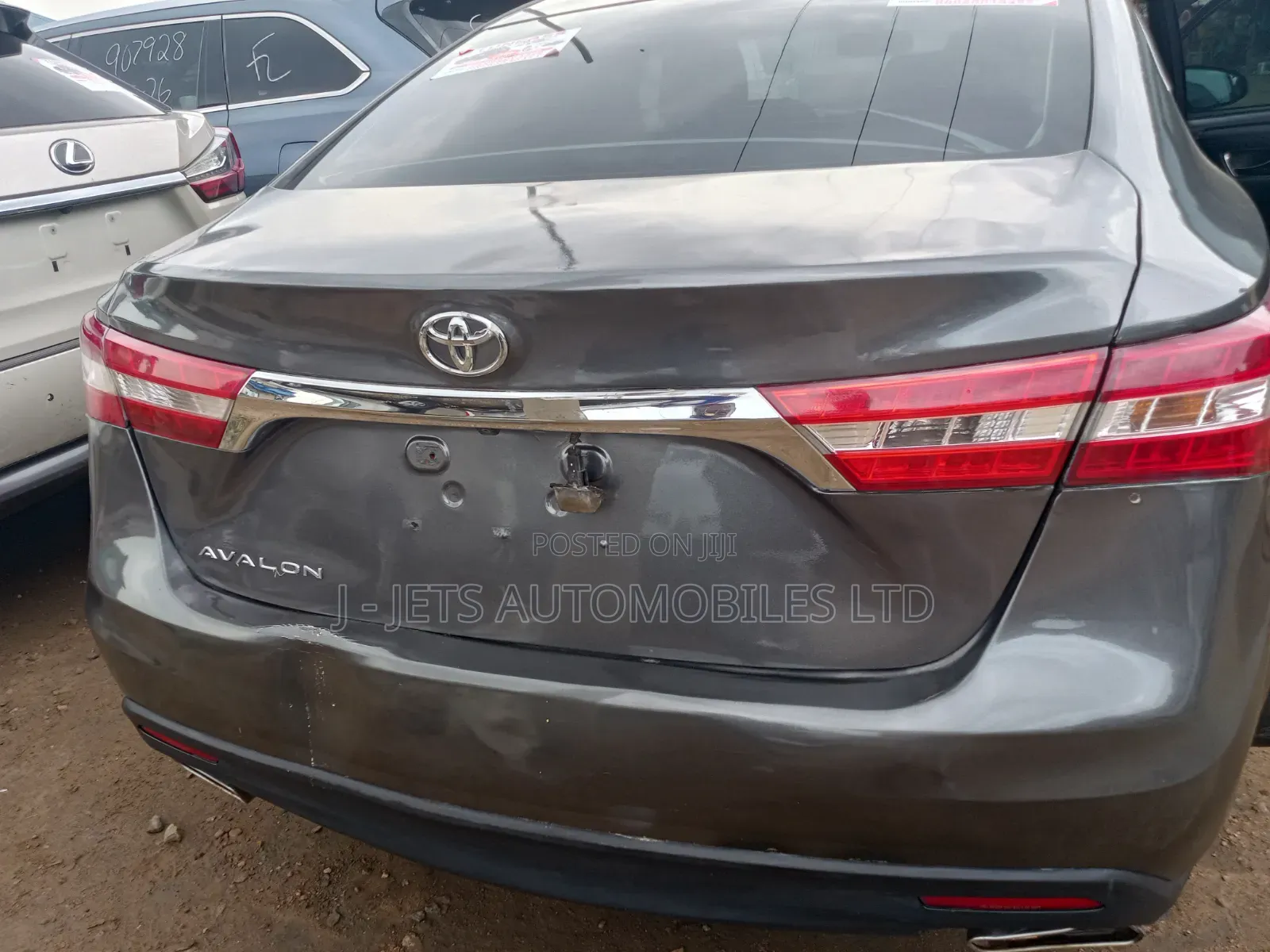 Toyota Avalon XLE Sedar FWD (3.5L 6cyl 6A) 2013 Burgundy