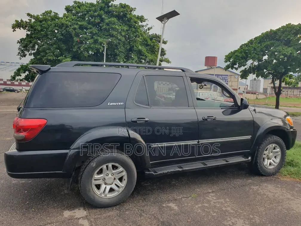 Toyota Sequoia Limited 4dr SUV 4WD (4.7L 8cyl 5A) 2006 Black