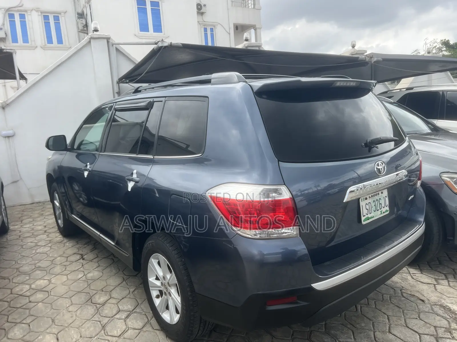 Toyota Highlander Limited 3.5l 4WD 2013 Blue