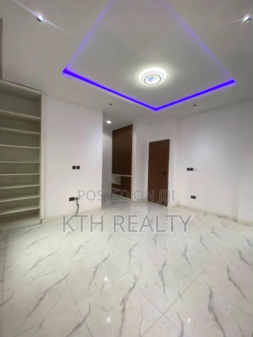 4bdrm Duplex in Ologolo for rent