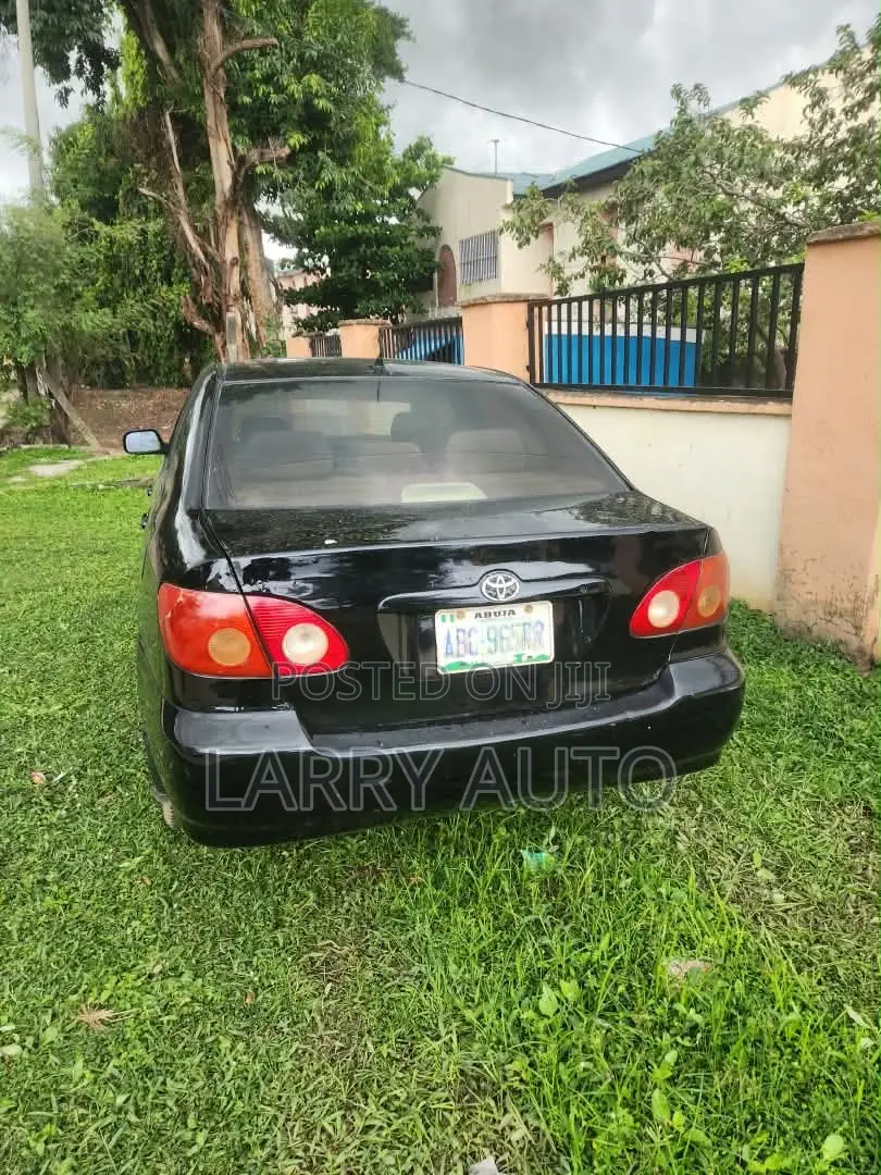 Toyota Corolla 2005 Black