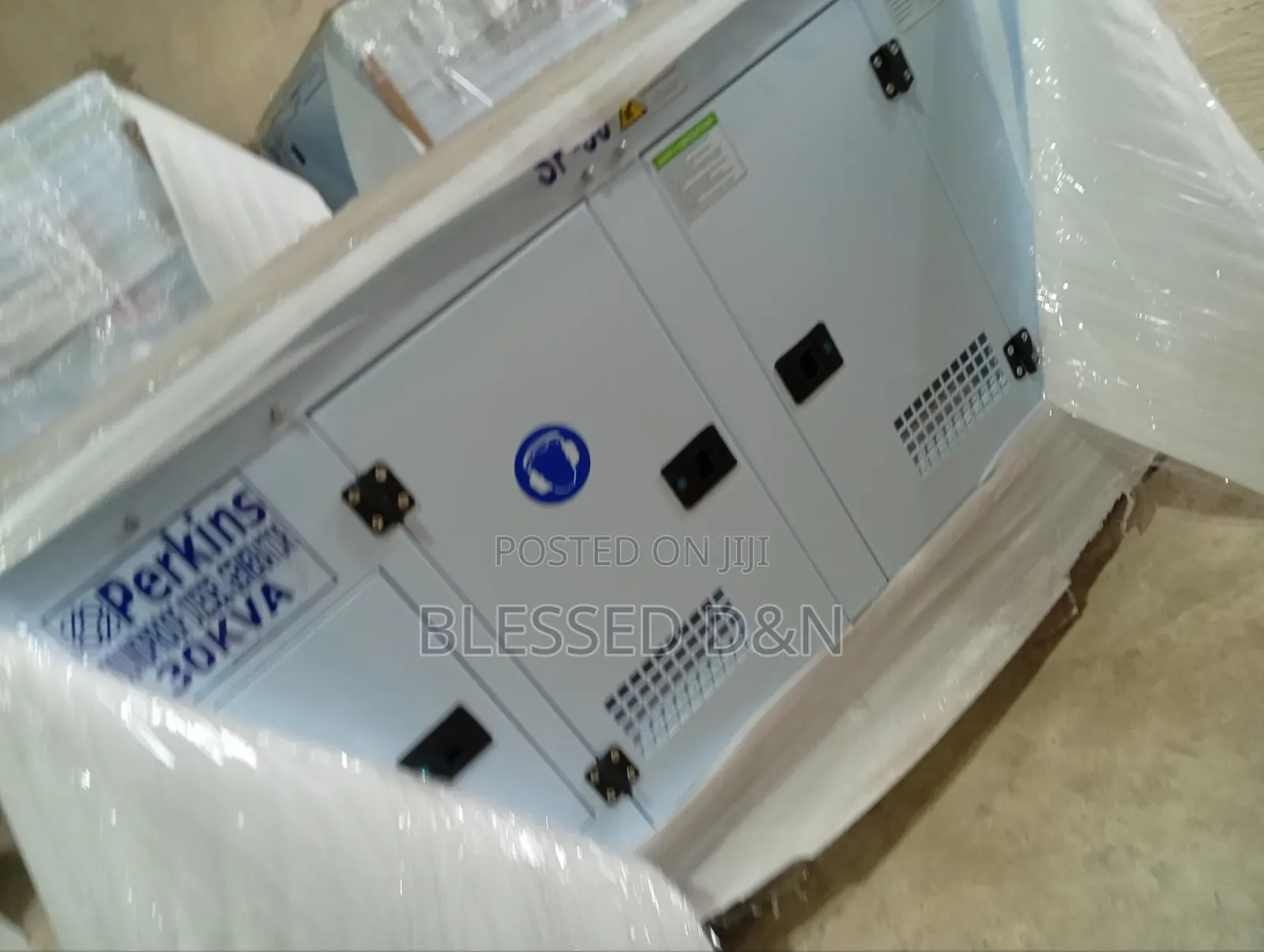 30Kva Perkins Soundproof Diesel Generator  Power