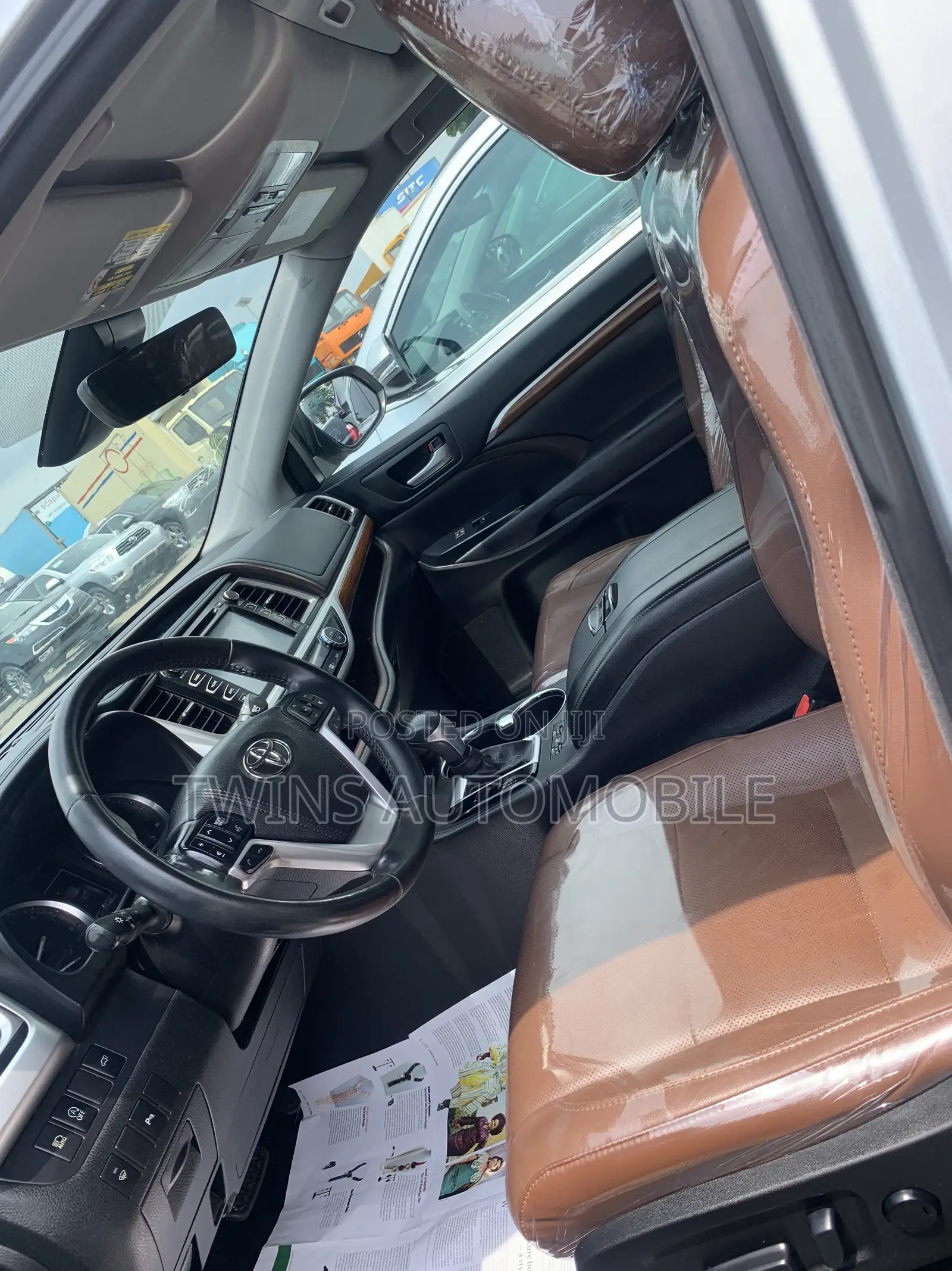 Toyota Highlander Limited 4x4 V6 (3.5L 6cyl 8A) 2017 Silver