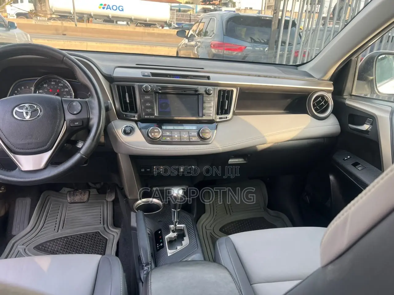 Toyota RAV4 Limited AWD (2.5L 4cyl 6A) 2013 Silver