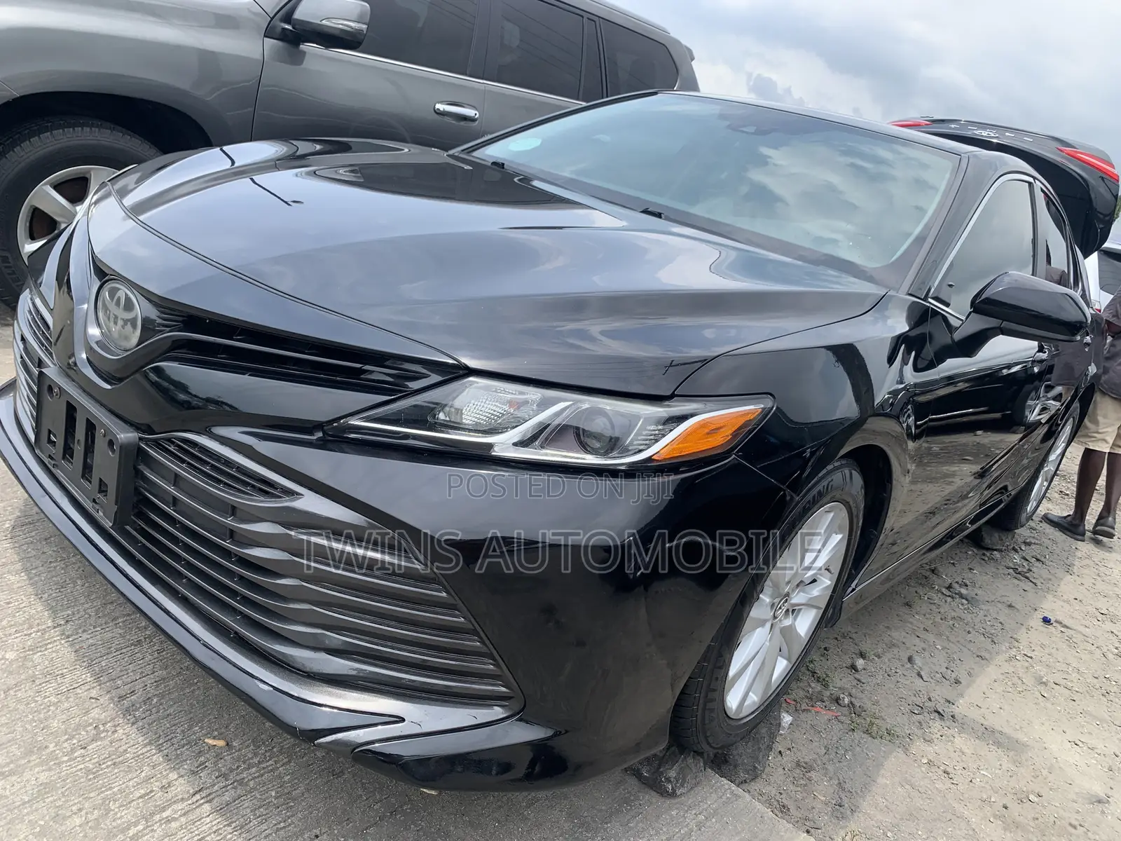 Toyota Camry LE (2.5L 4cyl 8A) 2019 Black