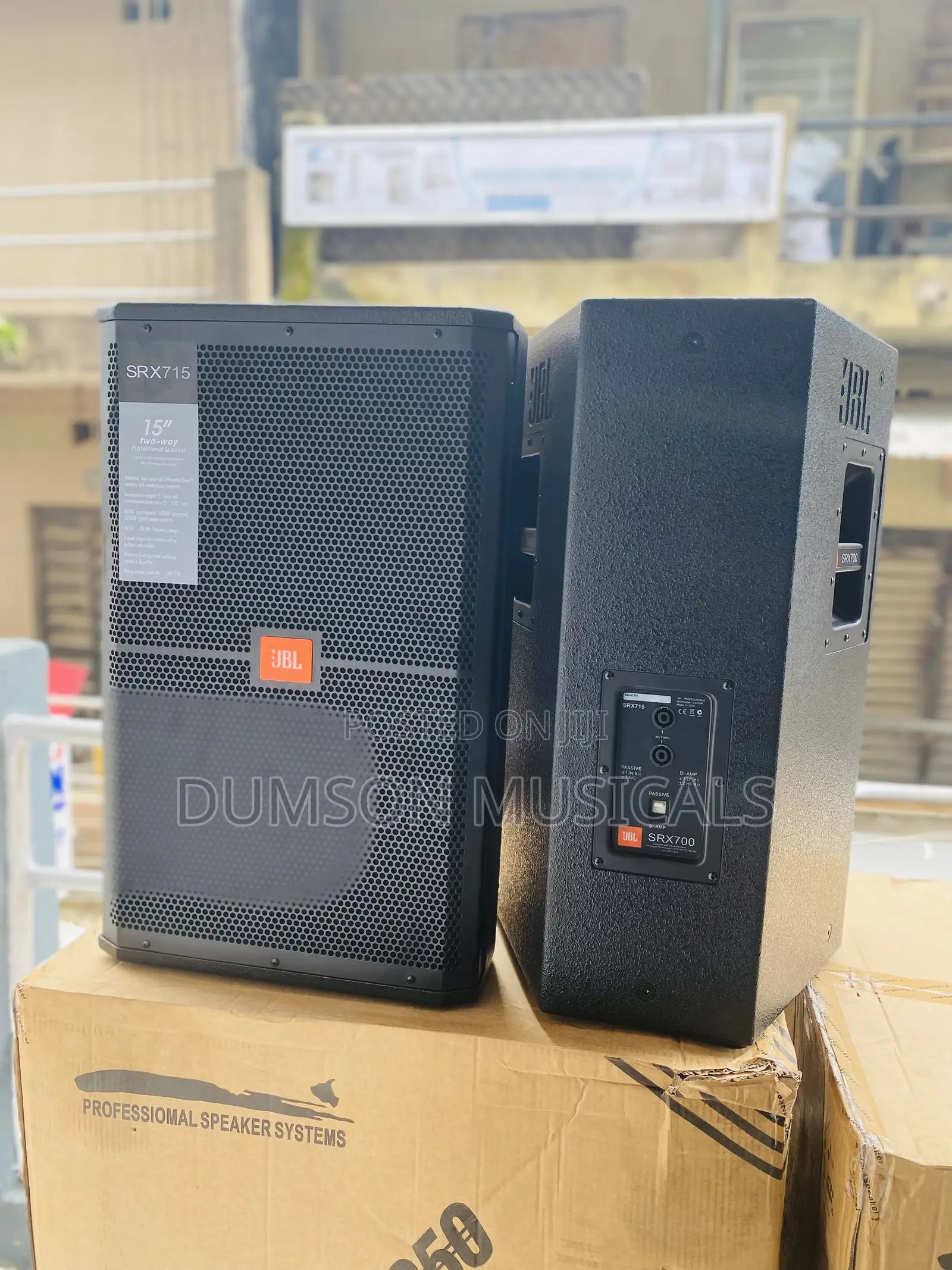JBL SRX715 15" High-Power 2Way Loudspeakers System