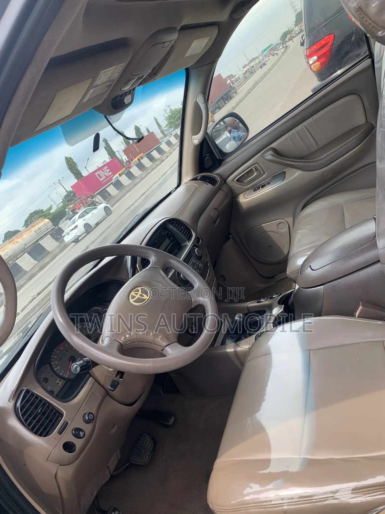 Toyota Sequoia Limited 4dr SUV 4WD (4.7L 8cyl 4A) 2004 Black