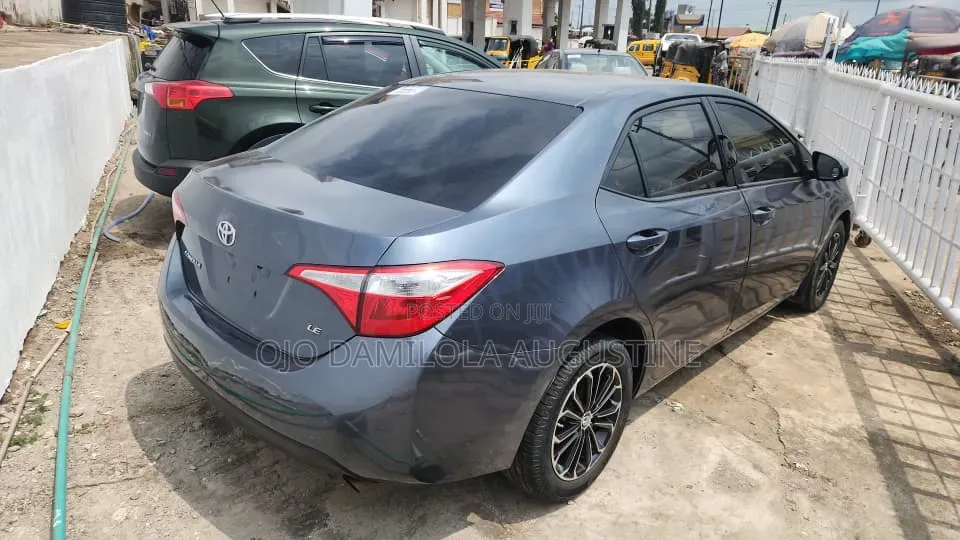 Toyota Corolla L 4dr Sedan (1.8L 4cyl 4A) 2015 Black