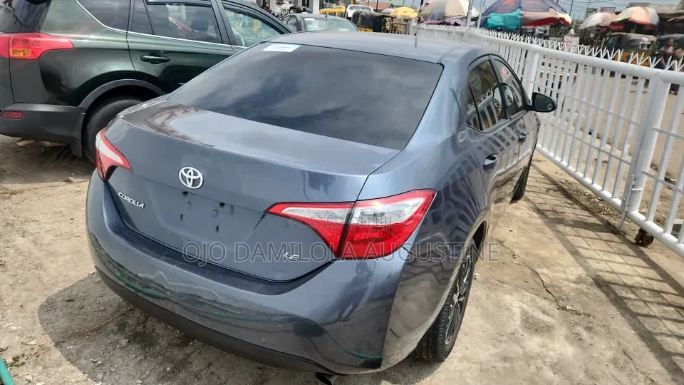 Toyota Corolla L 4dr Sedan (1.8L 4cyl 4A) 2015 Black