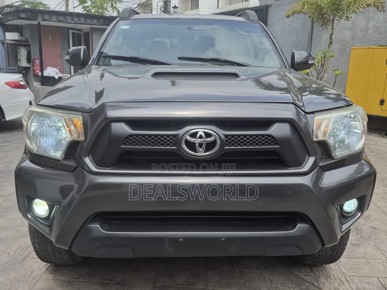 Toyota Tacoma TRD PRO V6 4dr Double Cab 4WD 5.0 ft. SB (4.0L 6cyl 5A)