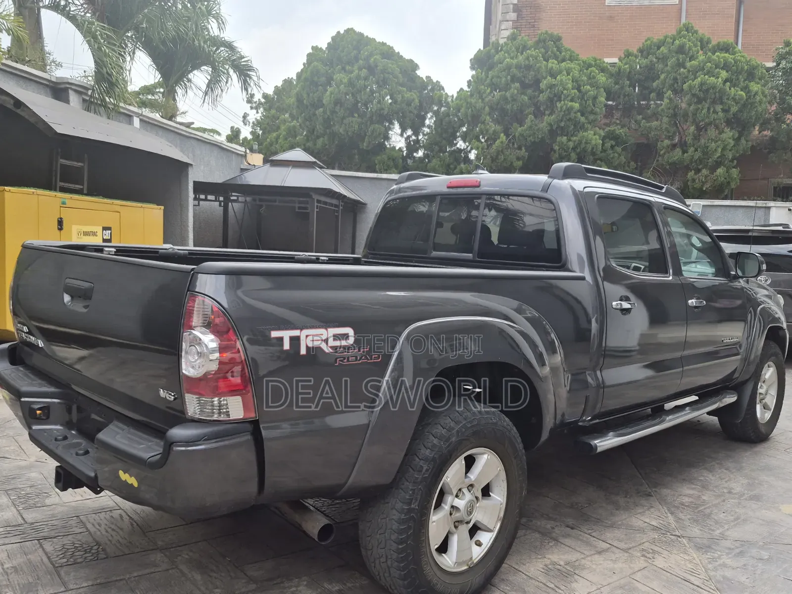 Toyota Tacoma TRD PRO V6 4dr Double Cab 4WD 5.0 ft. SB (4.0L 6cyl 5A)
