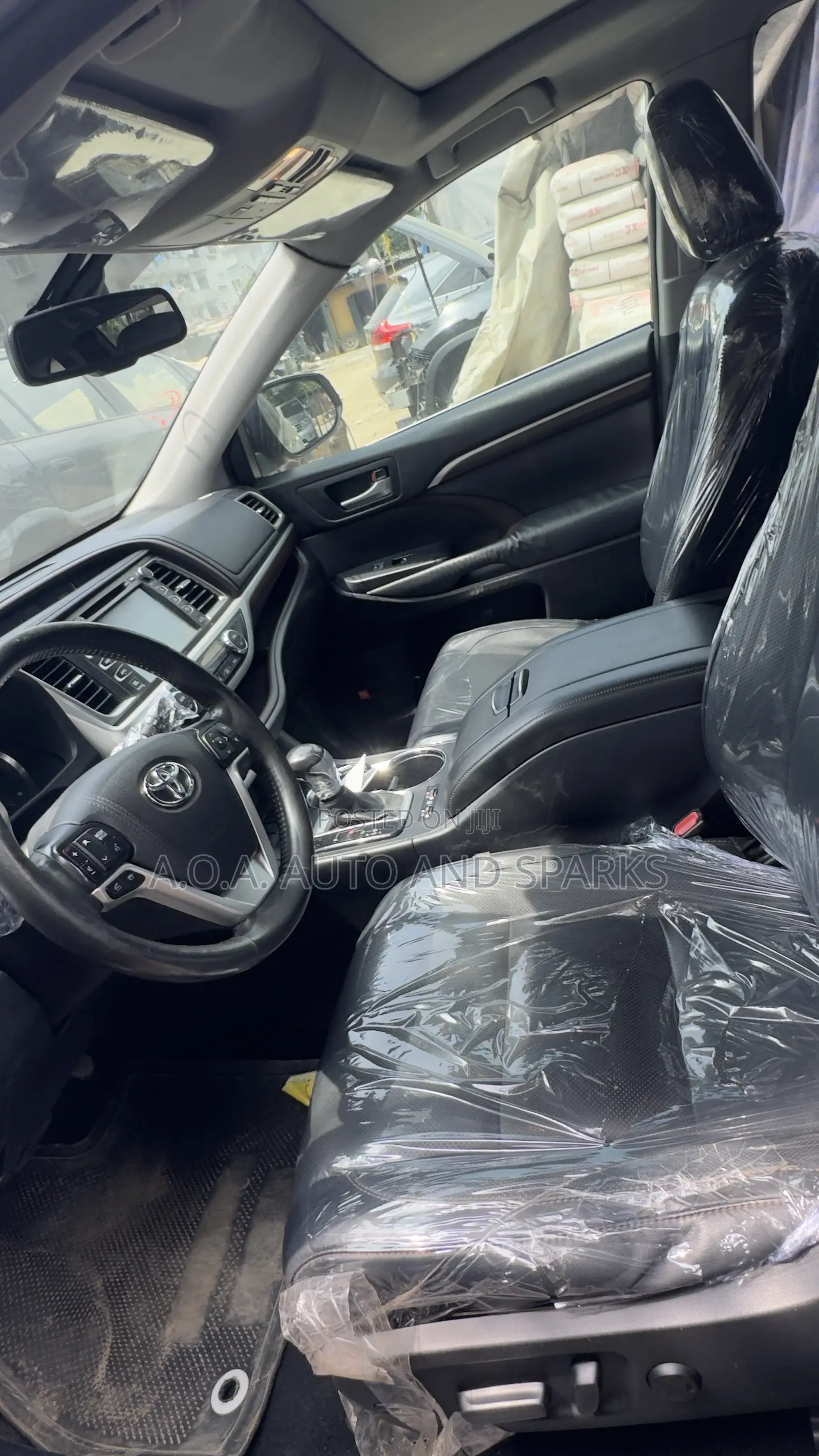 Toyota Highlander 2015 Gold