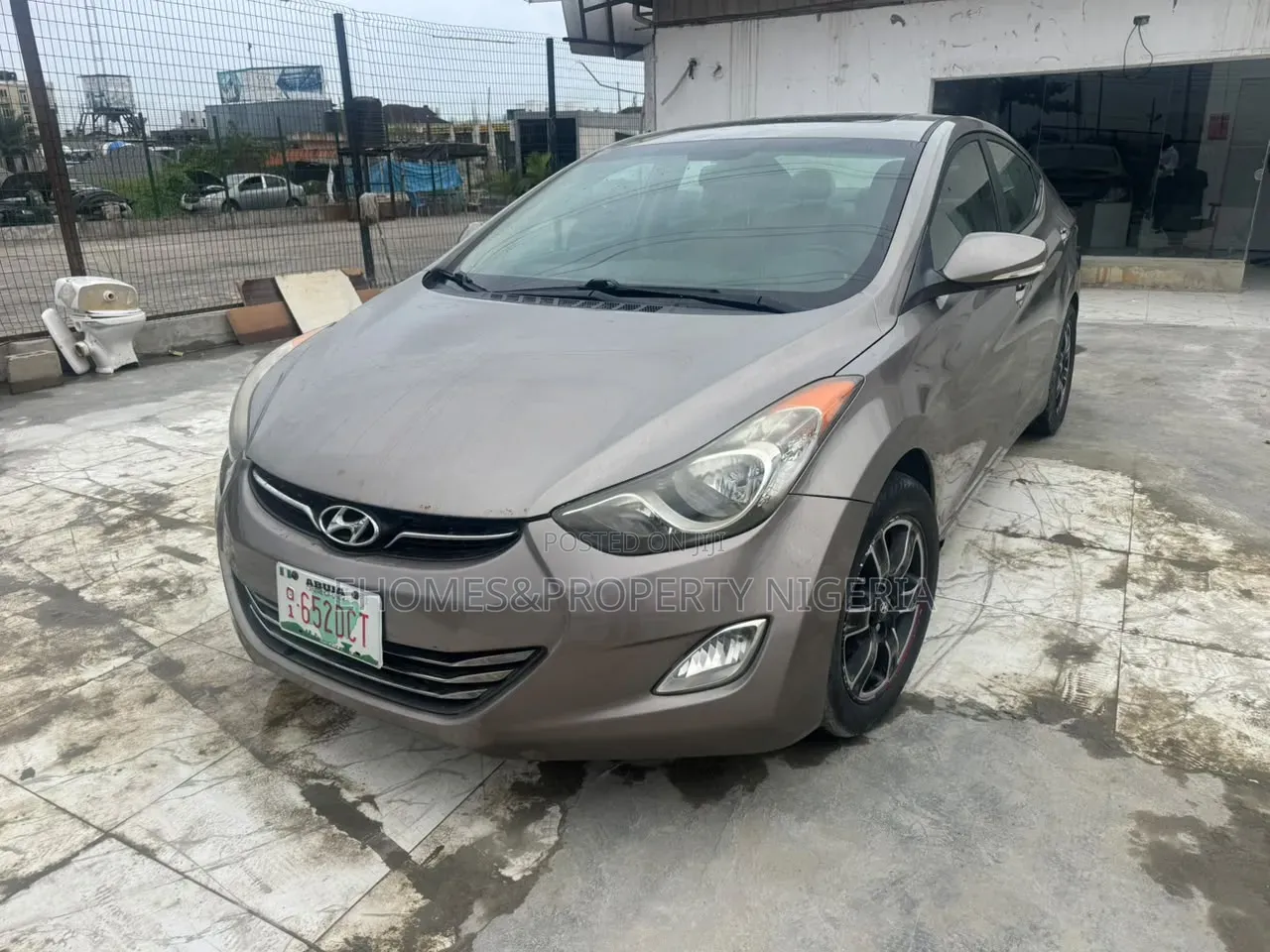 Hyundai Elantra Limited 2012 Brown