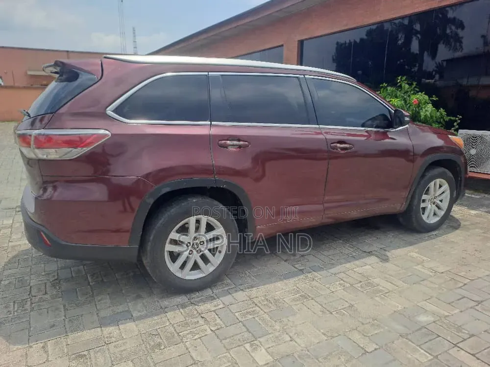 Toyota Highlander 2016 Red