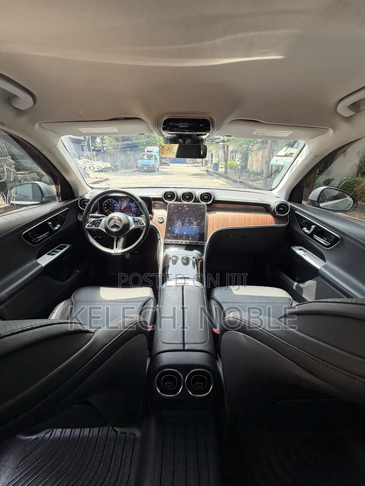 Mercedes-Benz GLC-Class GLC 300 4MATIC AWD 2023 Silver