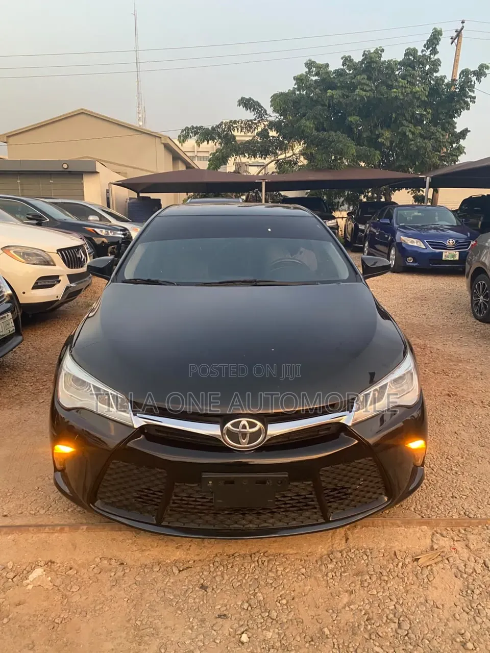 Toyota Camry XLE V6 4dr Sedan (3.6L 6cyl 6A) 2016 Black
