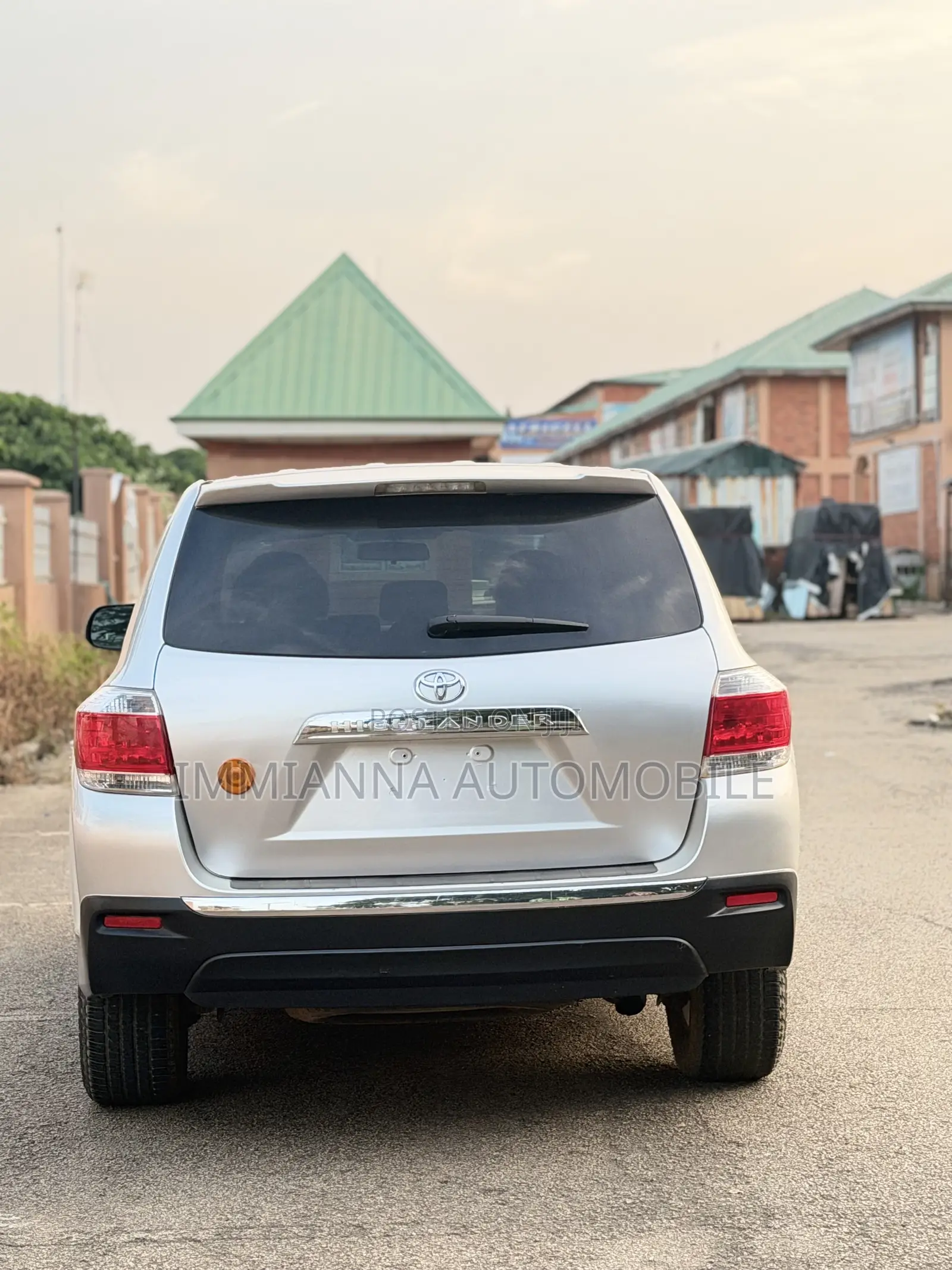 Toyota Highlander 3.5L 4WD 2013 Silver