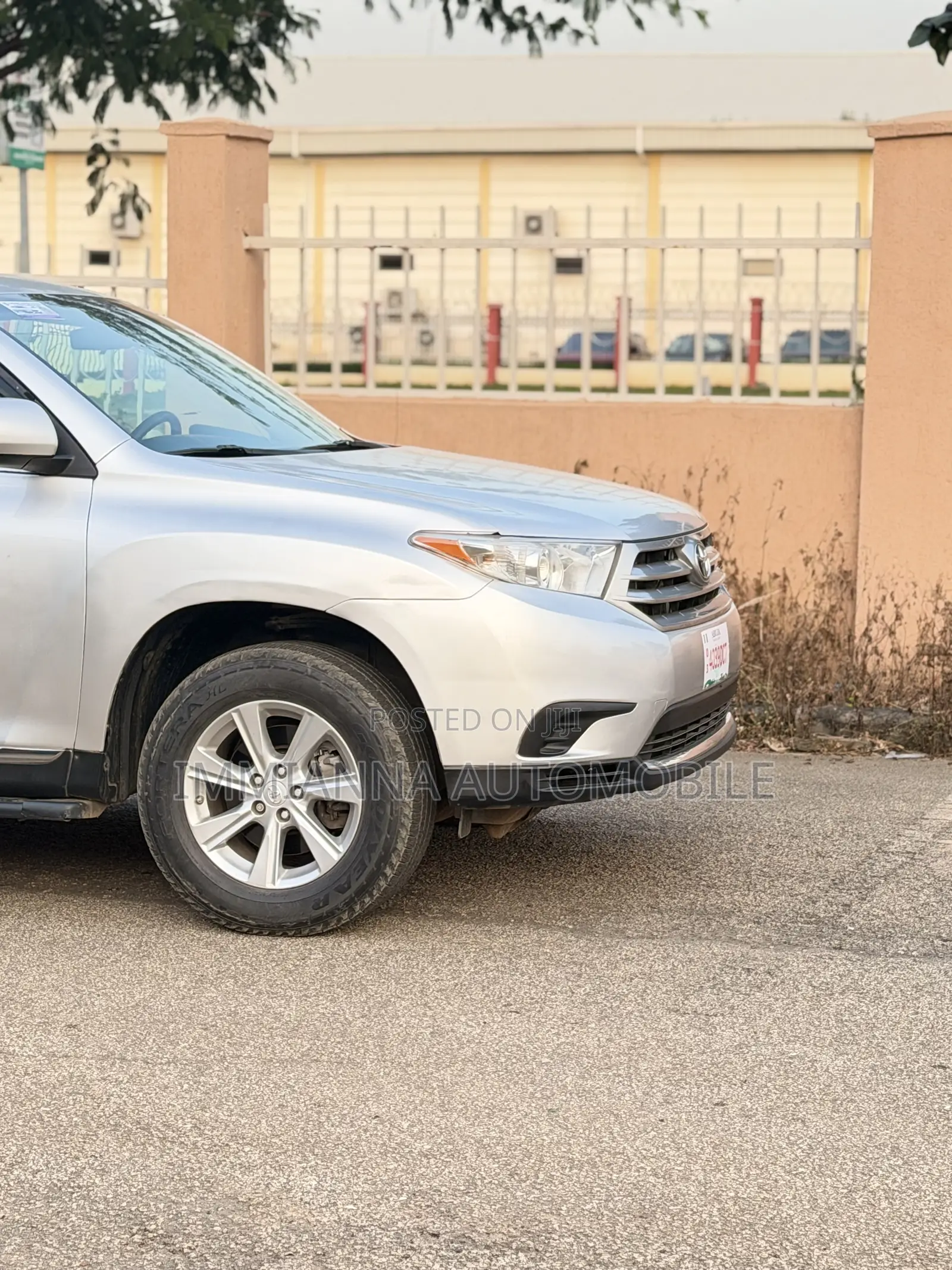 Toyota Highlander 3.5L 4WD 2013 Silver