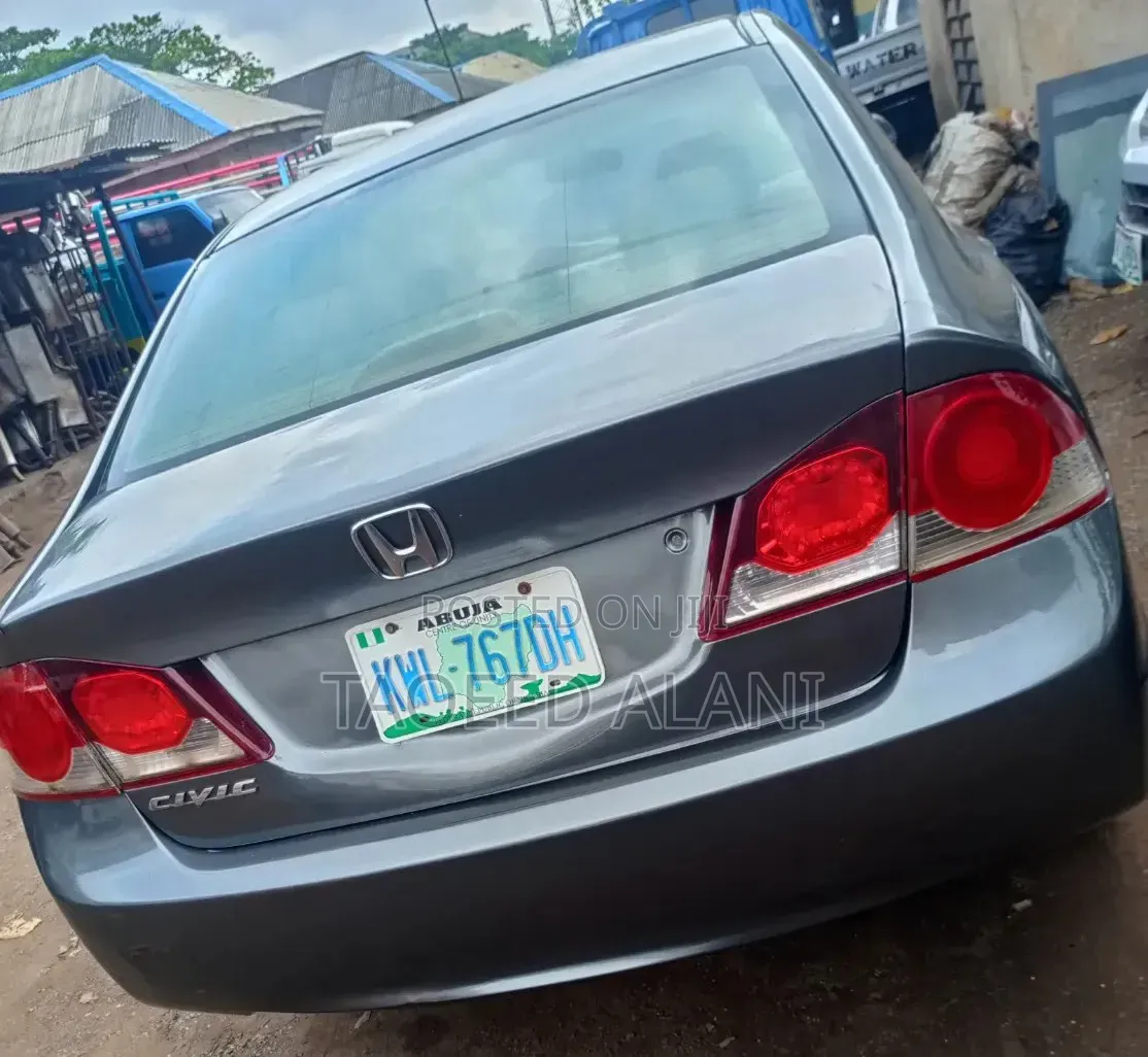 Honda Civic 2008 Gray