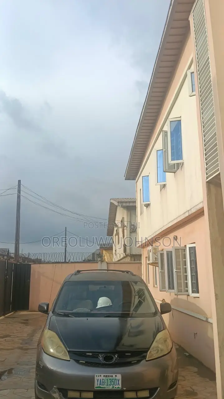 2bdrm Block of Flats in Idimu for sale